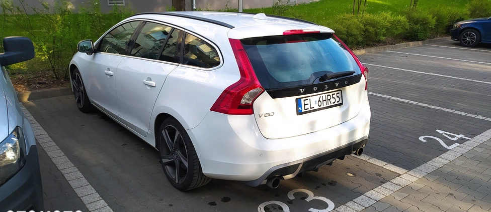 Volvo V60 cena 36900 przebieg: 222000, rok produkcji 2011 z Łódź małe 79